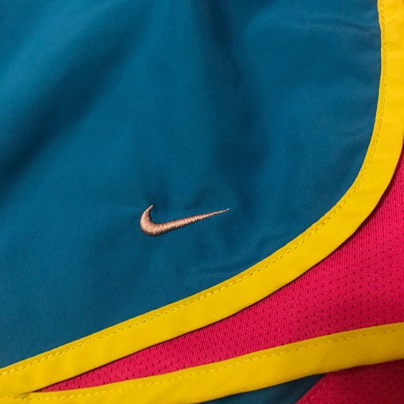 Nike Running shorts - Picture 2 of 3